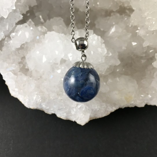 Pendentif kyanite bleue 18mm