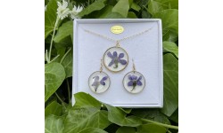 Parure dorée fleurs de violettes , collier et boucles d'oreilles résine et gold filled.
