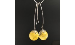 Boucles d'oreilles résine et pétale de rose jaune 16mm crochets acier